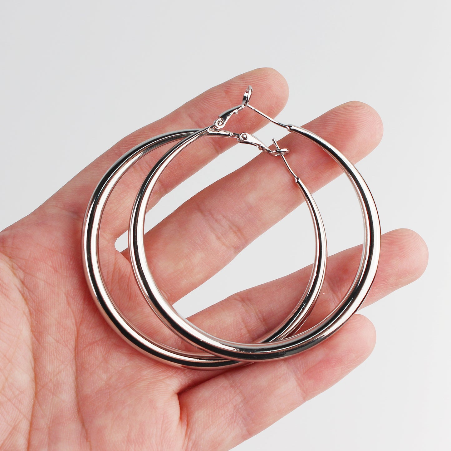 Large Stainless Steel Hoop Earrings with 925 Silver Posts – Bold Ear Jewelry for Young Women, Perfect for Parties, Balls, Birthdays and Gift Box