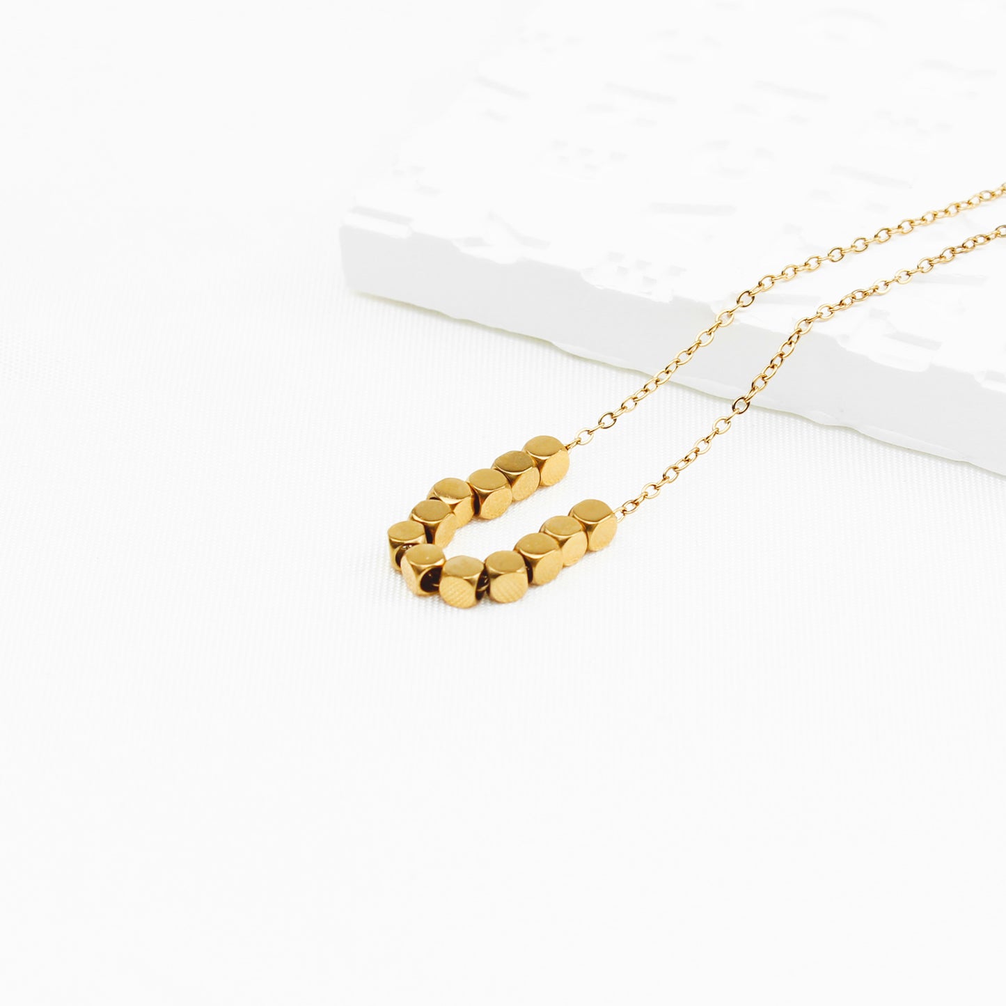 Gold-Plated Titanium Steel Necklace for Women – Minimalist Geometric Cubes, Delicate Chain, Ideal for Everyday & Special Occasions