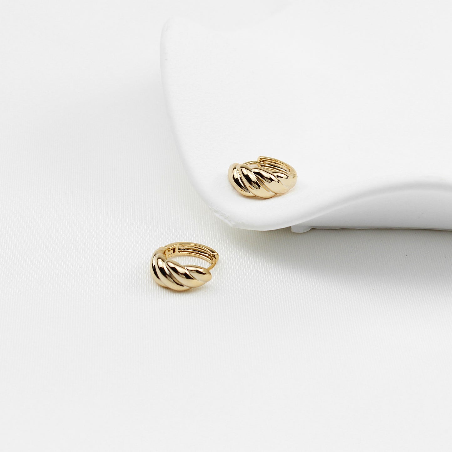 Golden Croissant-Shape Hoop Earrings, Small 1.4 cm, 925 Silver Stems, Minimalist & Elegant, Perfect for Business & Everyday