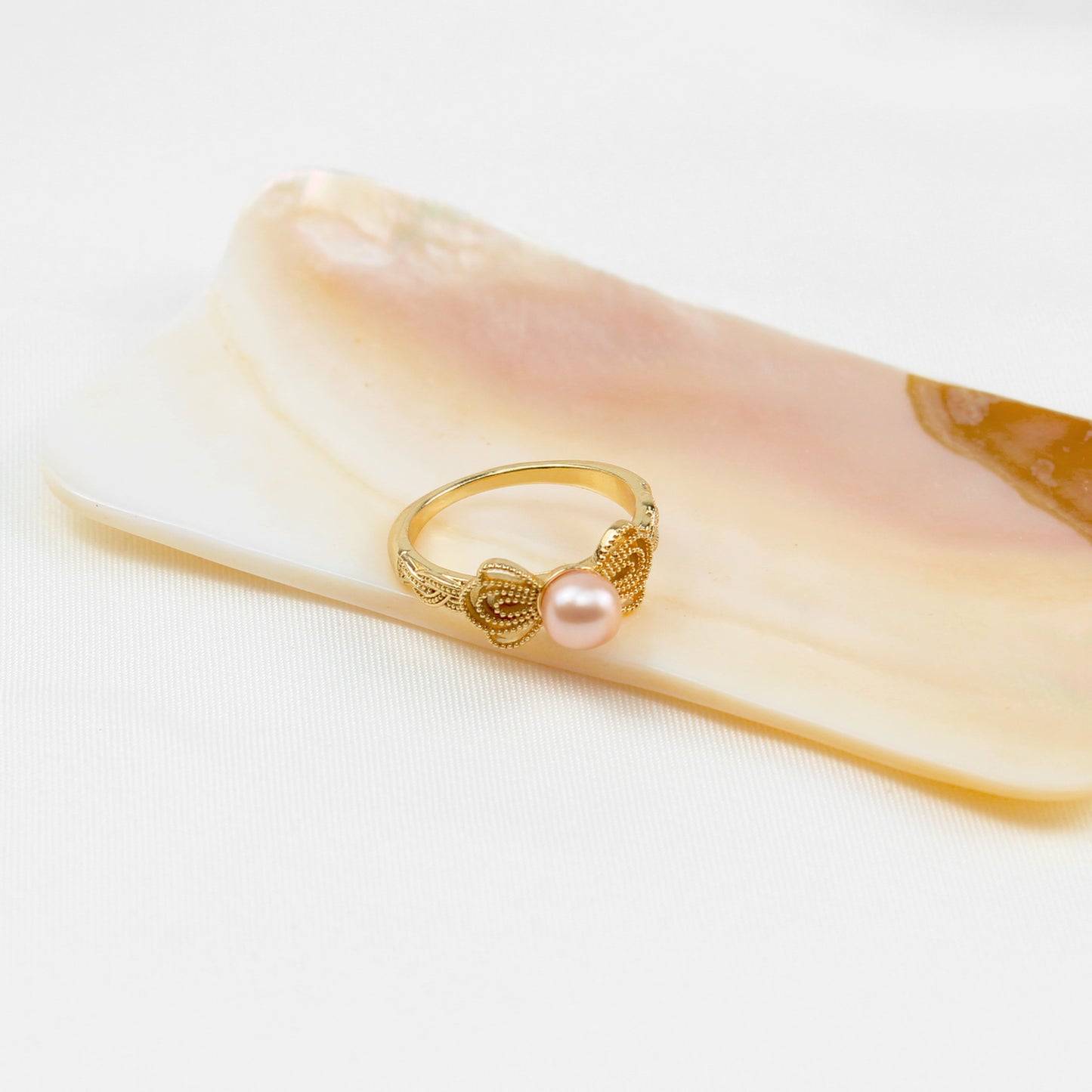 Chinesischer Schmetterlings Perlenring – Offener Verstellbarer Ring, 14K Vergoldet mit Süßwasserperle, Eleganter Damenring