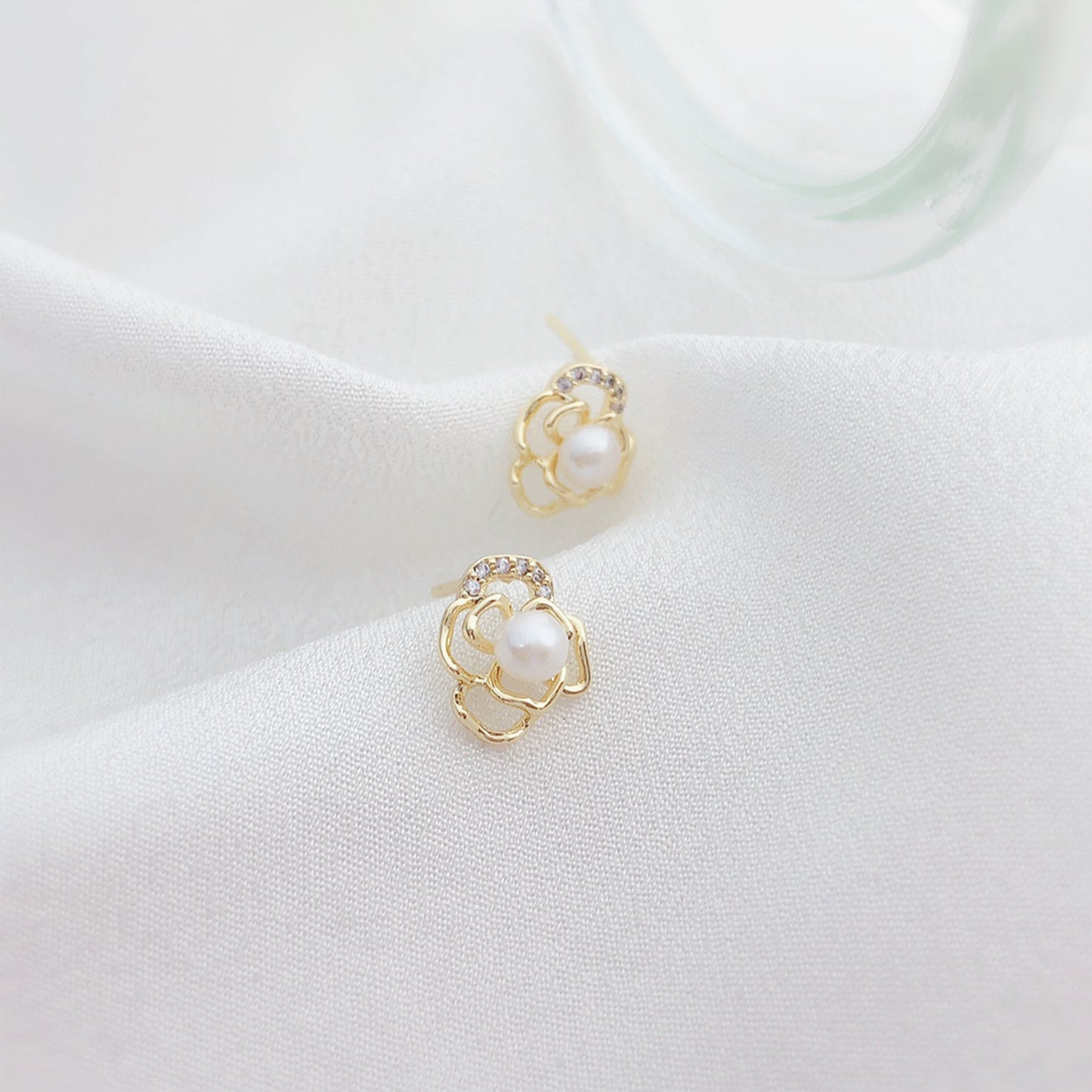 Blumen Perlen Ohrringe – Zartes Design für junge Frauen 🌼✨
