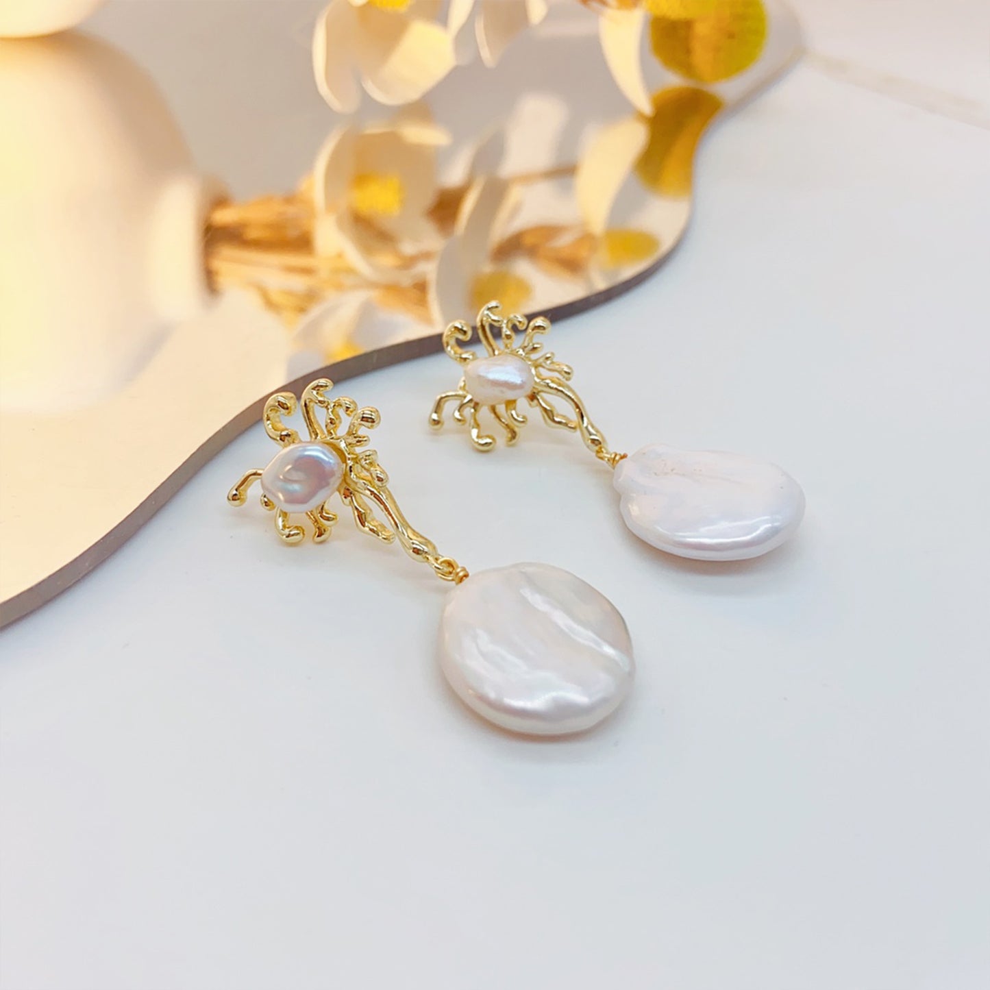 Barock Perlenohrring – Unregelmäßige Süßwasserperle, 14K vergoldet, 925 Silberstift, eleganter hypoallergener Ohrstecker für Frauen