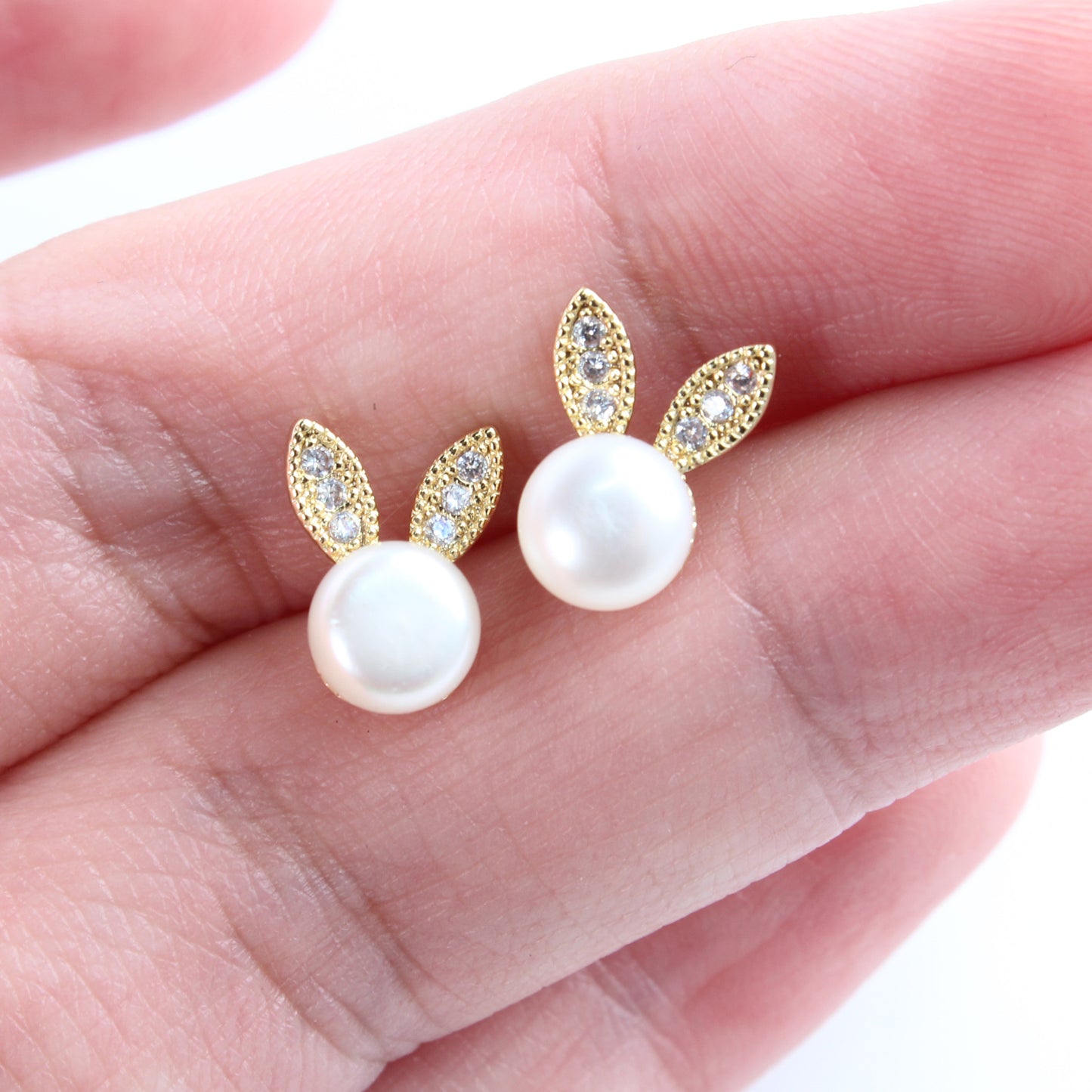 14K Gold-Plated Bunny Pearl Earrings with Zirconia – 925 Silver Studs, Hypoallergenic, Gift-Ready
