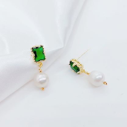14K Gold-Plated Green Agate and Freshwater Pearl Earrings with 925 Silver Posts – Elegant Gift Jewelry for Young Women