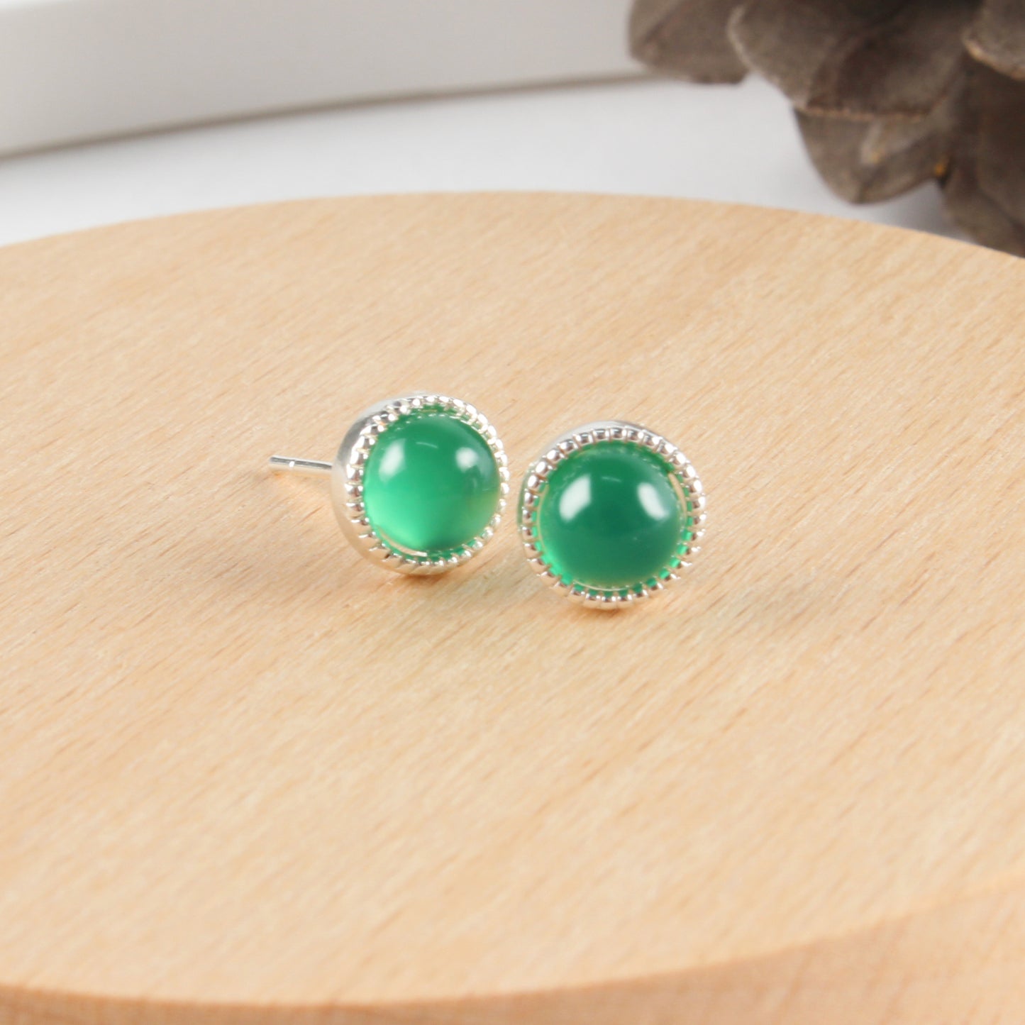 14K Gold-Plated Green Agate Round Earrings with 925 Silver Posts – Elegant Jewelry for Young Women, Perfect for Parties, Balls, Birthdays and Gift Giving