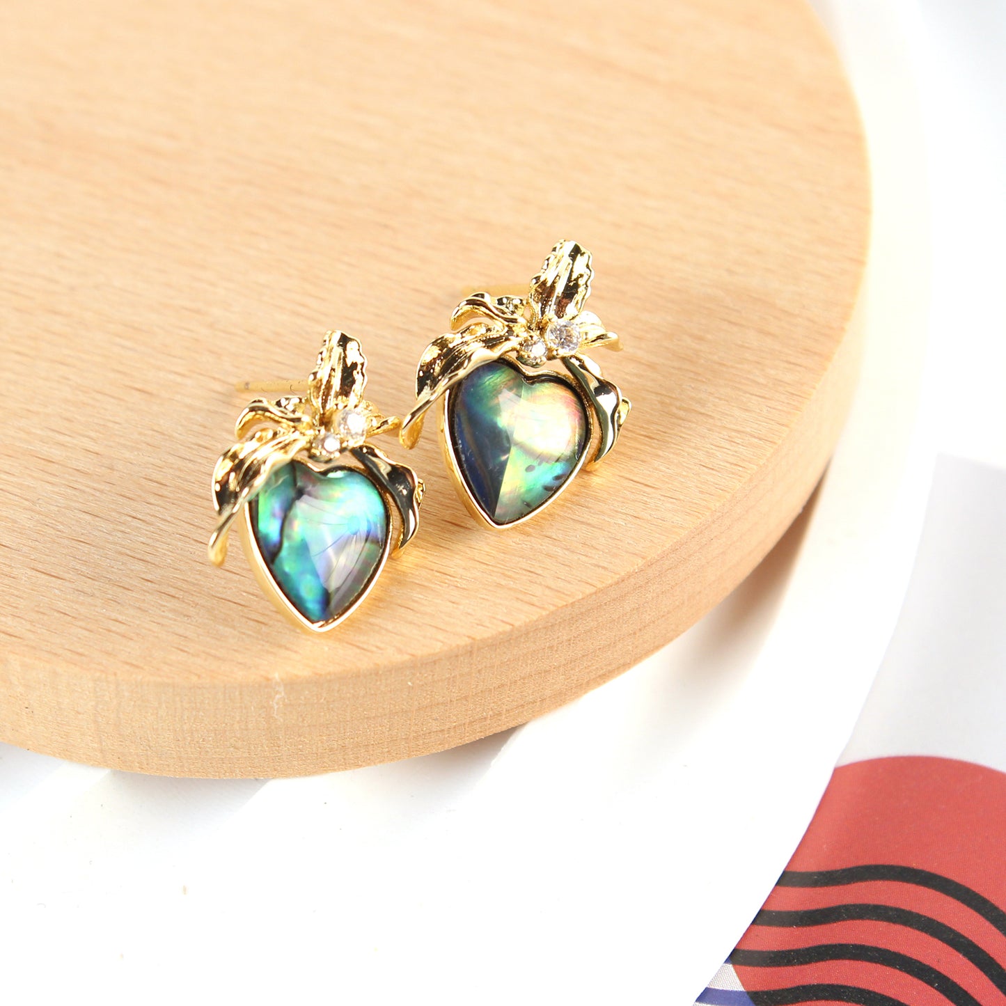 14K Gold-Plated Green Abalone Heart Earrings with 925 Silver Posts – Elegant Jewelry for Young Women, Ideal for Parties, Balls, Birthdays and Gift Giving