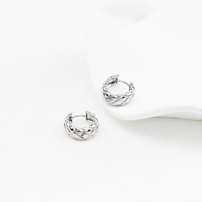 Large Silver Rhombus Hoop Earrings – 1.8 cm Geometric Design for Women, Ideal for Everyday & Special Occasions