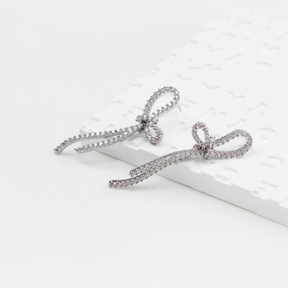 Elegant Bow Zirconia Stud Earrings – Sparkling Earrings for Women, Ideal for Everyday & Special Occasions