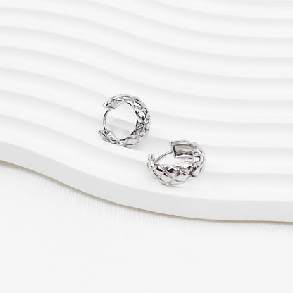 Large Silver Rhombus Hoop Earrings – 1.8 cm Geometric Design for Women, Ideal for Everyday & Special Occasions