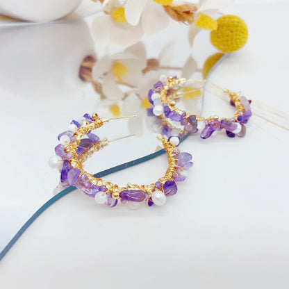 Große Creolen mit Amethyst & Perle – 14K vergoldete Ohrringe mit 925 Silberstift, Statement Schmuck für Damen