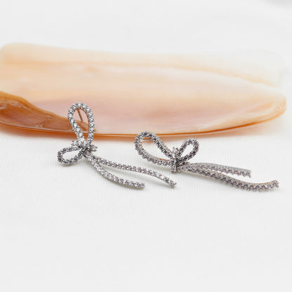 Elegant Bow Zirconia Stud Earrings – Sparkling Earrings for Women, Ideal for Everyday & Special Occasions