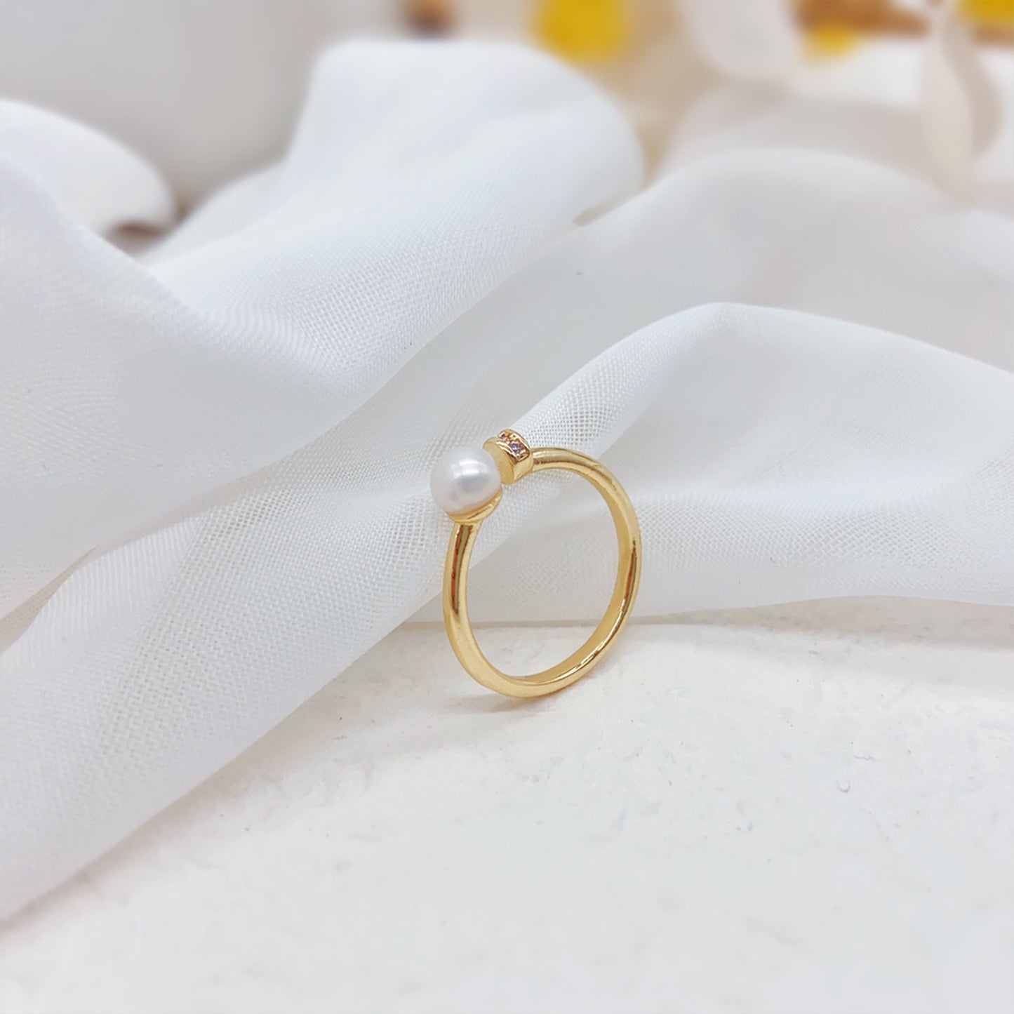 Minimalistischer Perlenring – Einstellbar, Süßwasserperle, 14K Vergoldet, Eleganter & Verstellbarer Schmuck für Damen