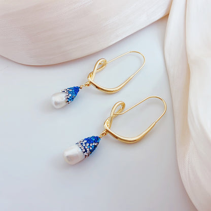 Fischhaken-Perlenohrringe – 14K Vergoldet, Blaue Süßwasserperle & 925 Silberstift, Künstlerisches Design für Damen