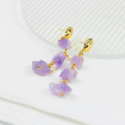 Perlenohrring mit Amethyst-Rohsteinen – 14K vergoldet, 925 Silberstift, eleganter hypoallergener Ohrstecker für Frauen, minimalistisches Design