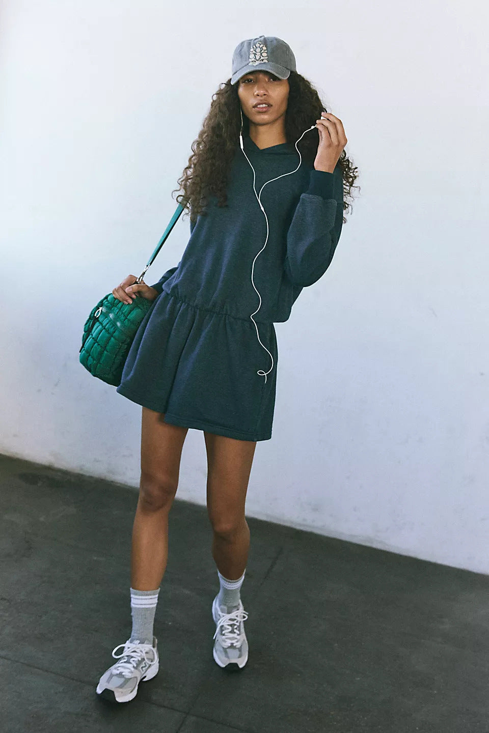 TZ-CO03017007 New Lazy Simple Sports Women's Clothing Solid Color Hooded Halter Loose Casual Shorts onesie